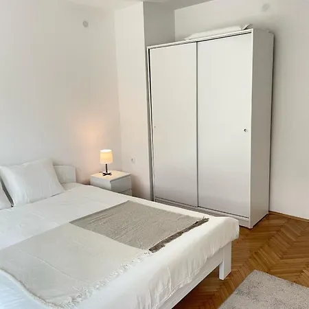 Apartament The Blue Velvet *